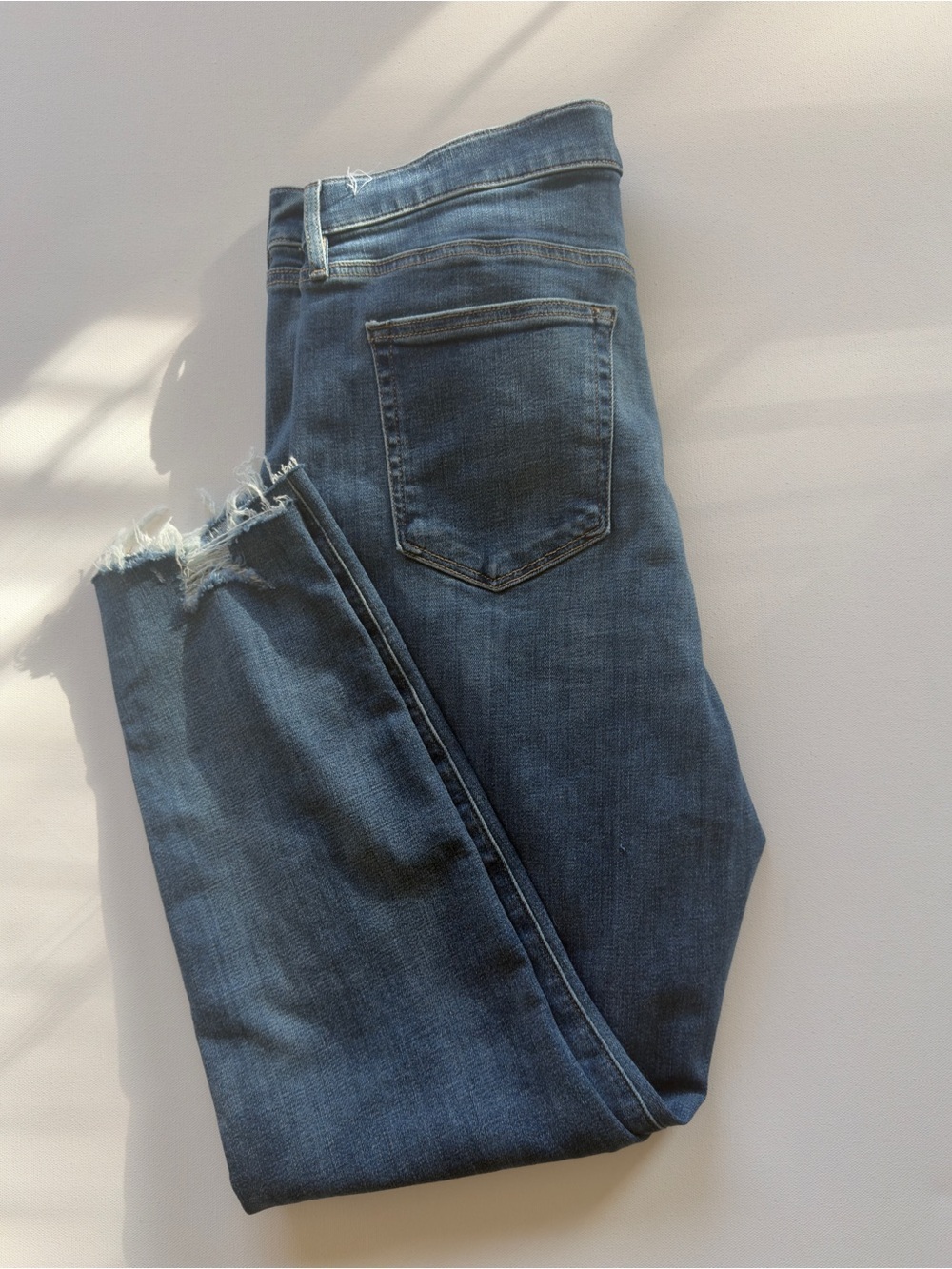 NWT Women's Loft Classic Blue Women's Slim Jeans 32/14 with 26" Inseam (KB9)